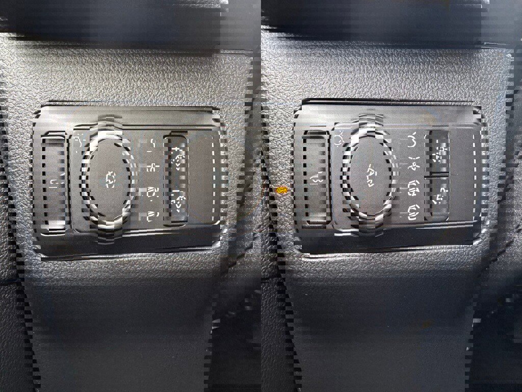 New 2025 Ford Escape ST-Line Select w/ Tech Pack #1 image 33