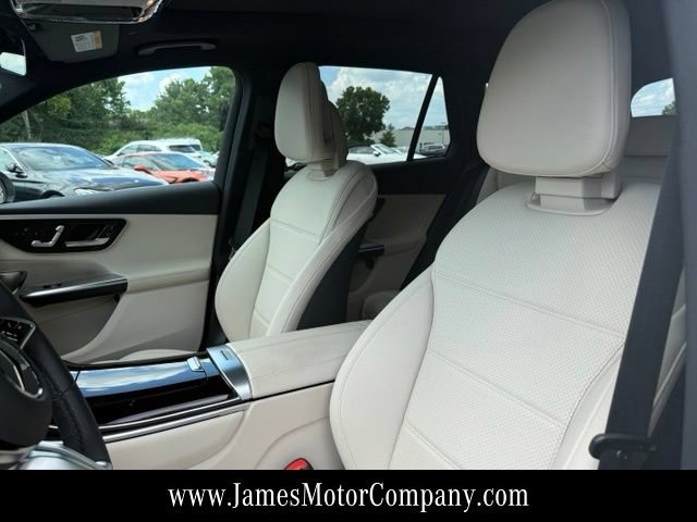 Certified 2026 Mercedes-Benz GLC 300 4MATIC image 14