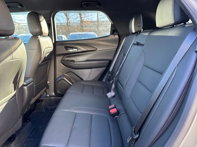 Used 2024 Chevrolet TrailBlazer RS w/ Driver Confidence Package image 9