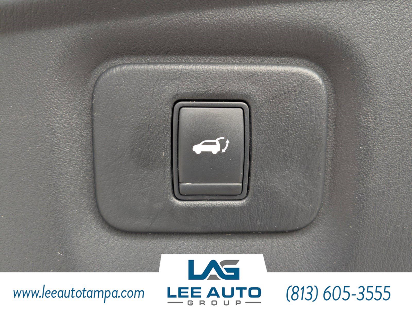 Used 2019 INFINITI QX60 Luxe w/ Essential Package image 13