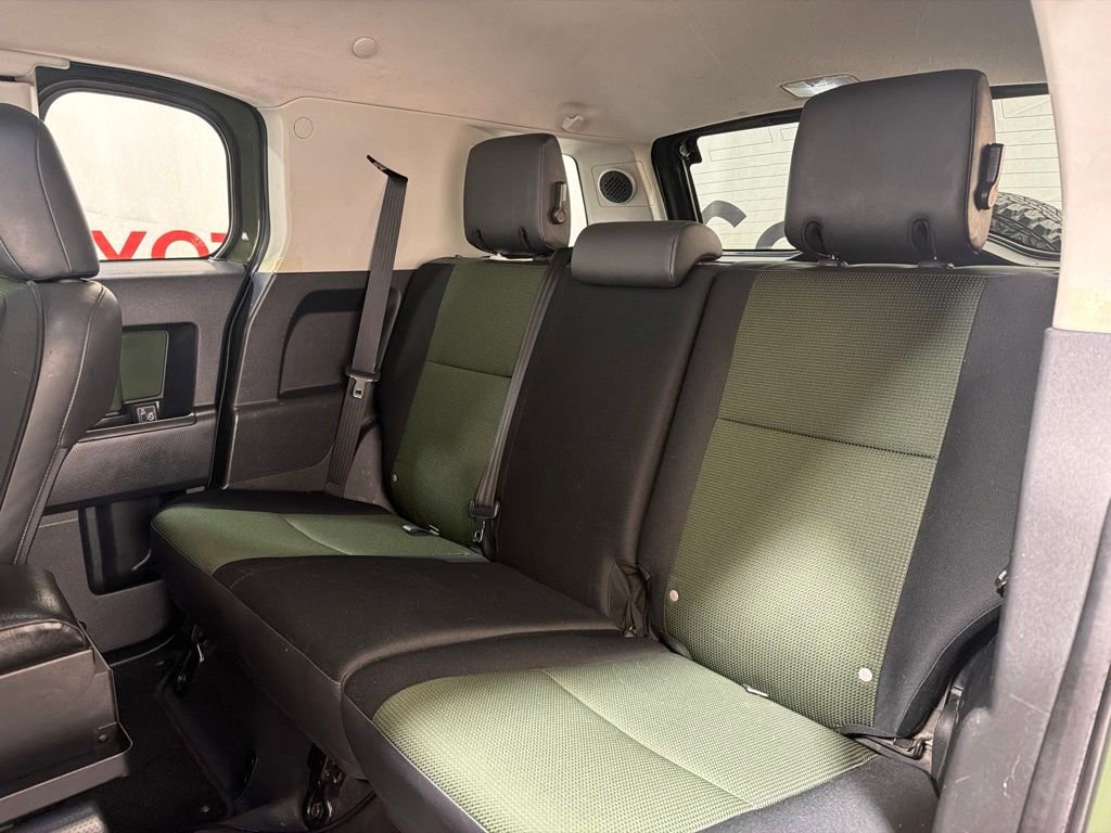 Used 2011 Toyota FJ Cruiser 4WD w/ Upgrade Pkg 3 image 19