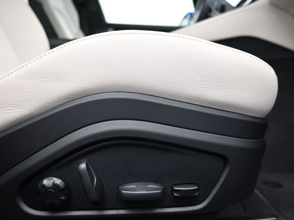 Used 2024 Porsche Panamera 4 image 14