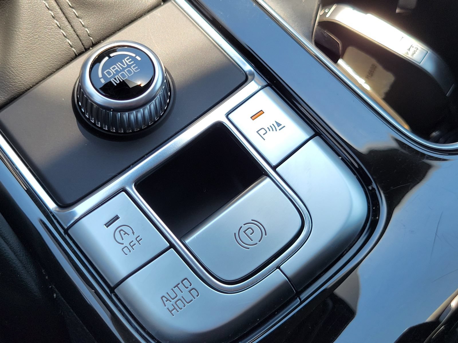 Certified 2025 Kia Telluride S FWD image 25
