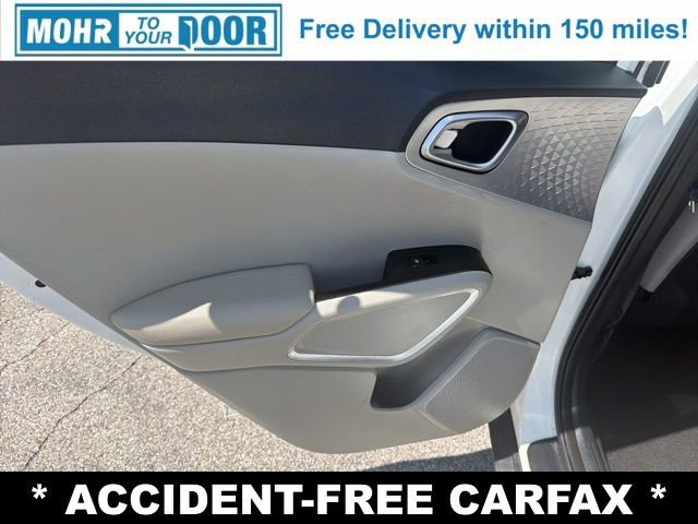 Used 2021 Kia Soul LX FWD image 30