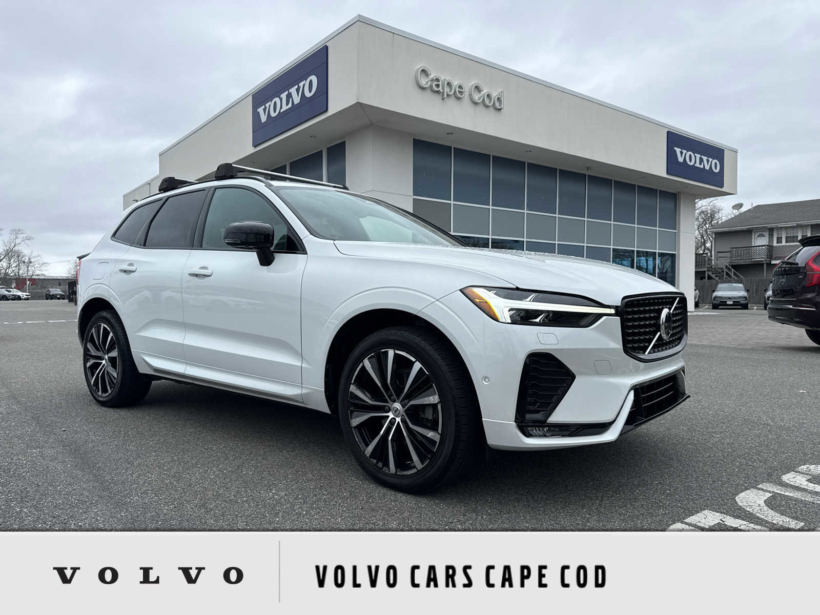 Used 2023 Volvo XC60 B5 Plus w/ Climate Package