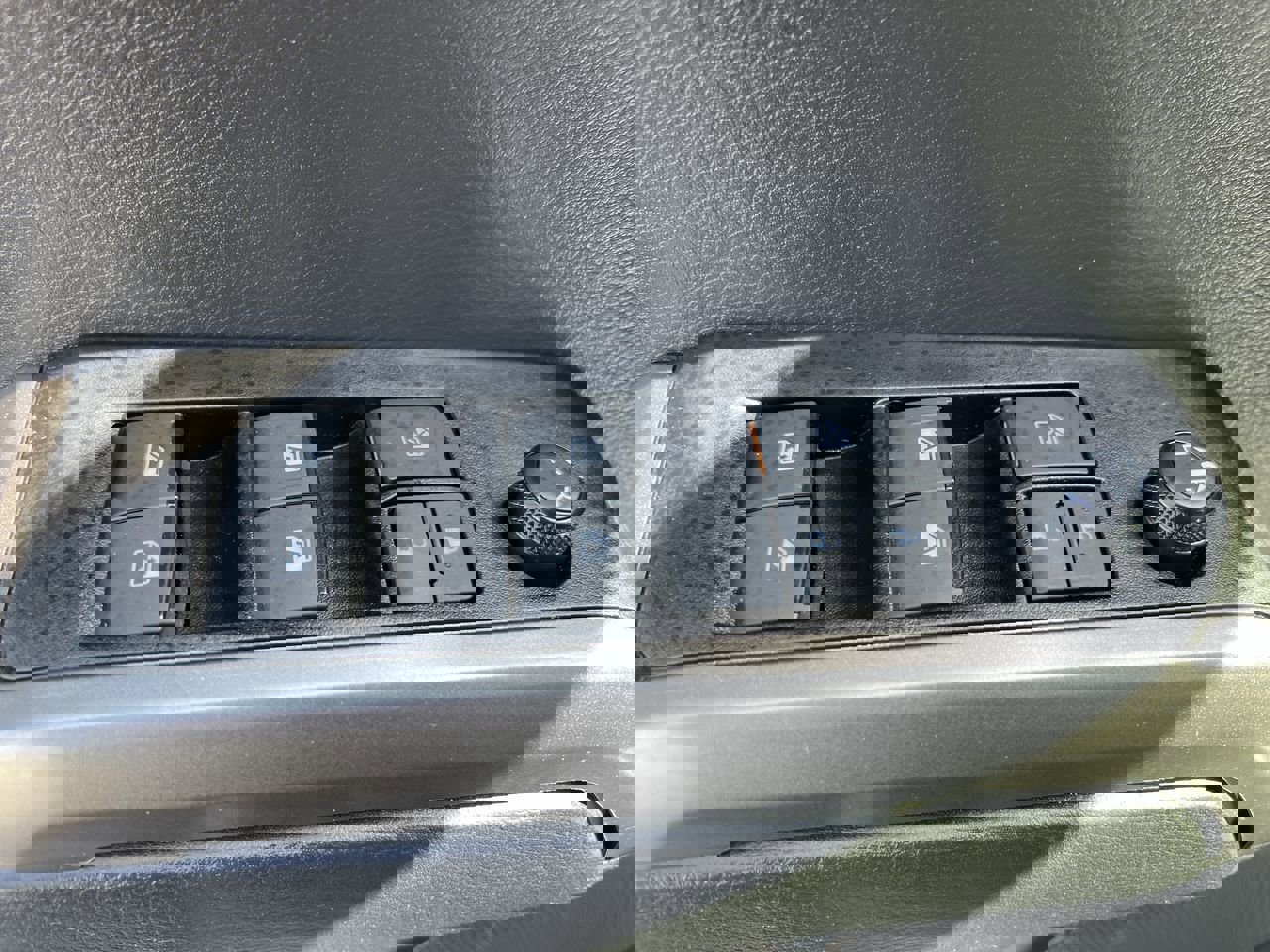 Used 2023 Toyota Tacoma SR5 image 15