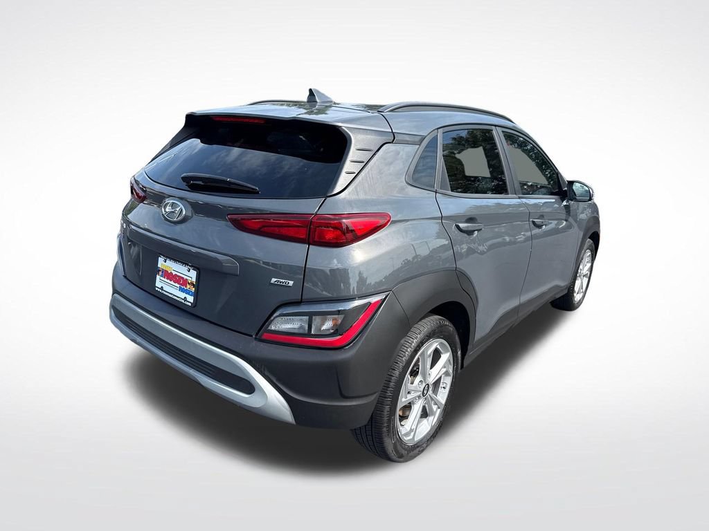 Used 2023 Hyundai Kona SEL AWD/4WD image 5