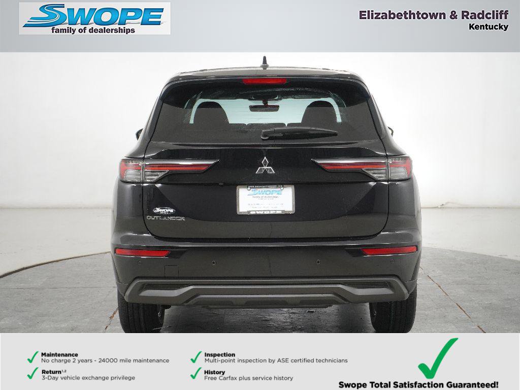 New 2026 Mitsubishi Outlander ES image 4
