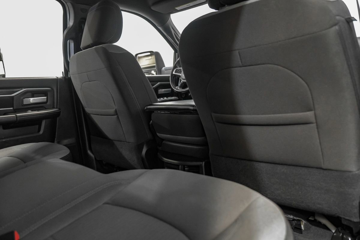 Used 2024 RAM 3500 Big Horn image 37