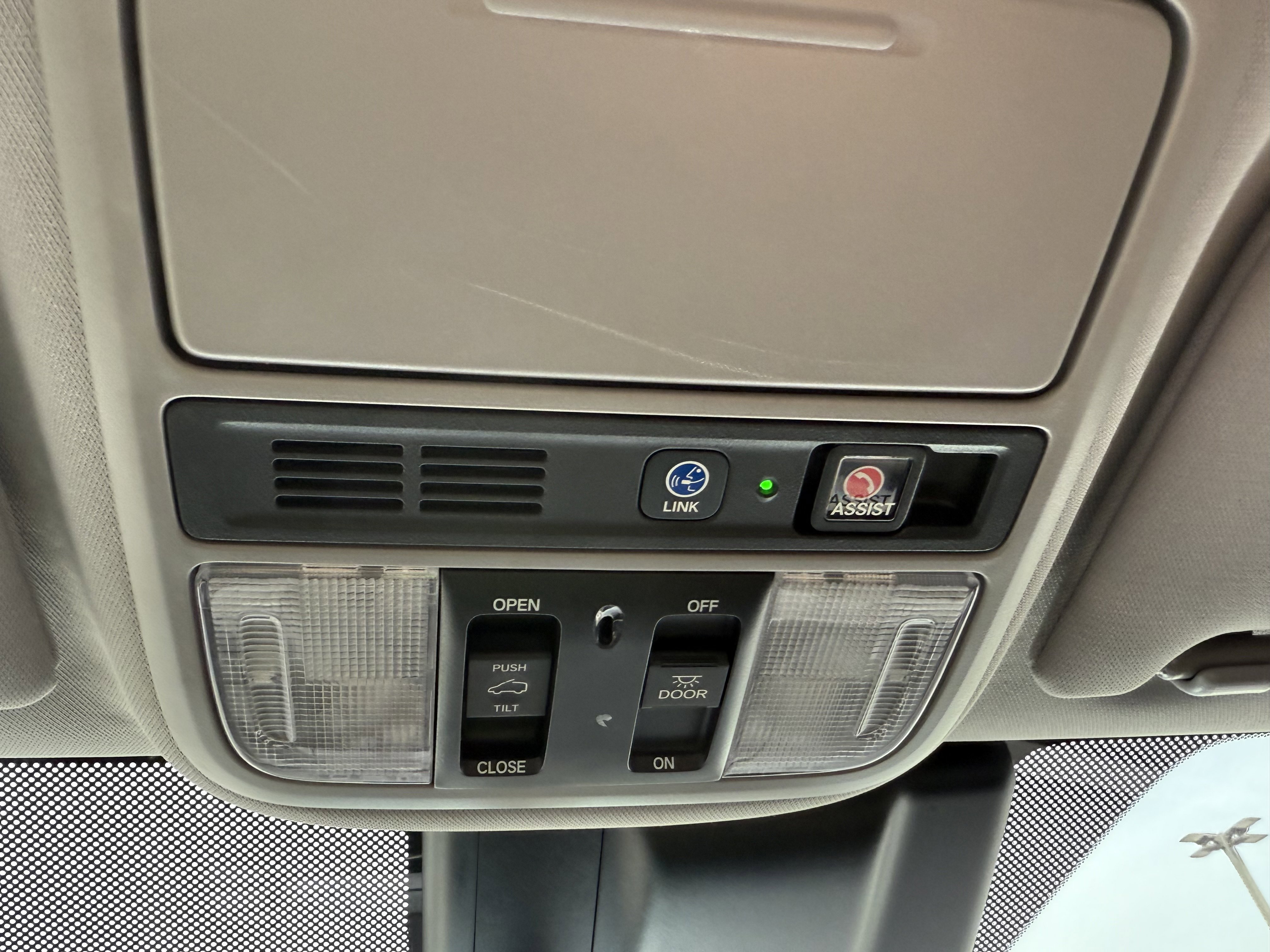 Used 2018 Honda Odyssey Elite image 44