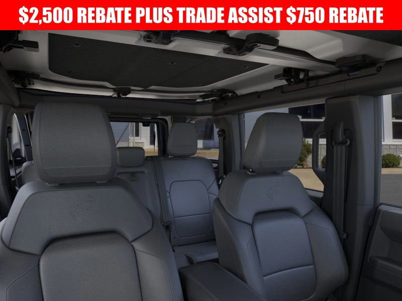 New 2025 Ford Bronco Badlands image 12