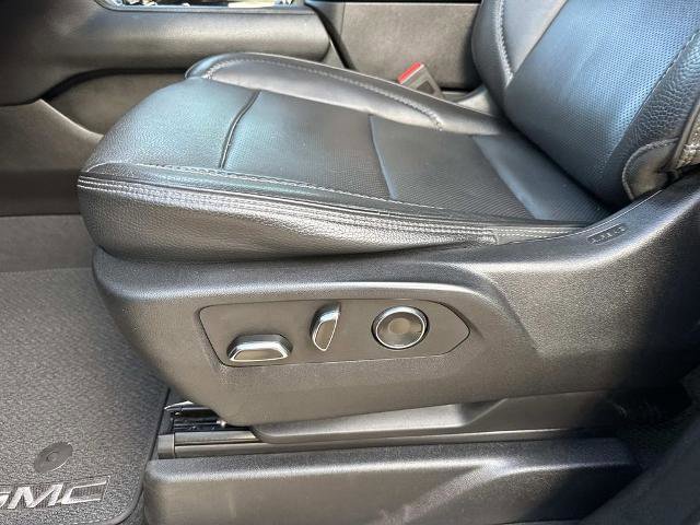 Used 2023 GMC Yukon XL Denali image 21