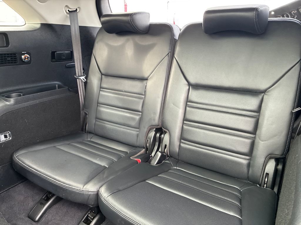 Used 2019 Kia Sorento SX image 16