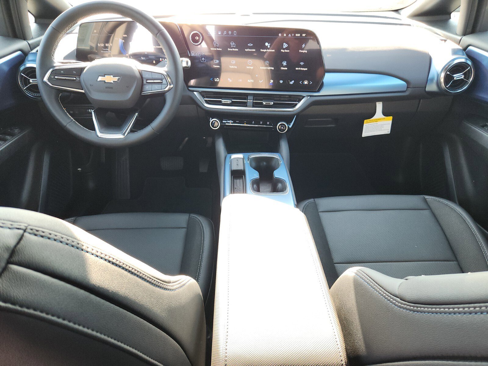 New 2026 Chevrolet Equinox EV LT image 8