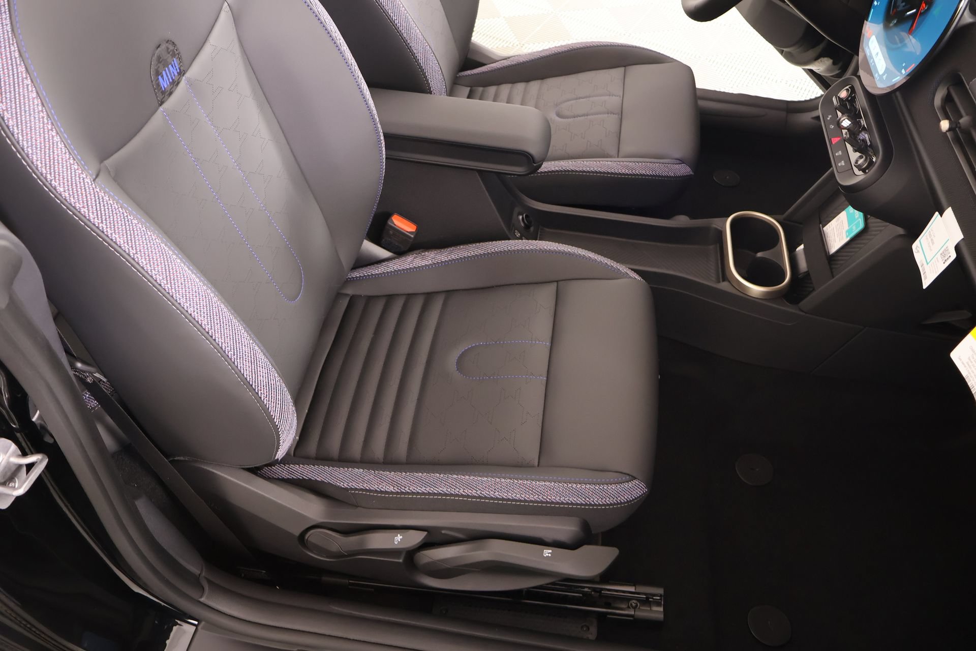 New 2026 MINI Cooper S FWD image 13