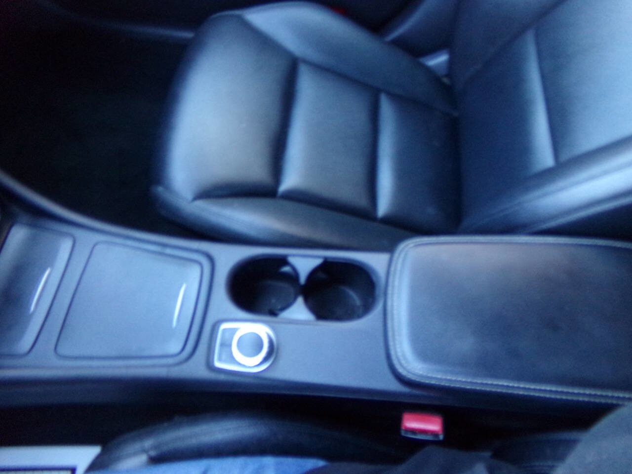 Used 2014 Mercedes-Benz CLA 250 image 31