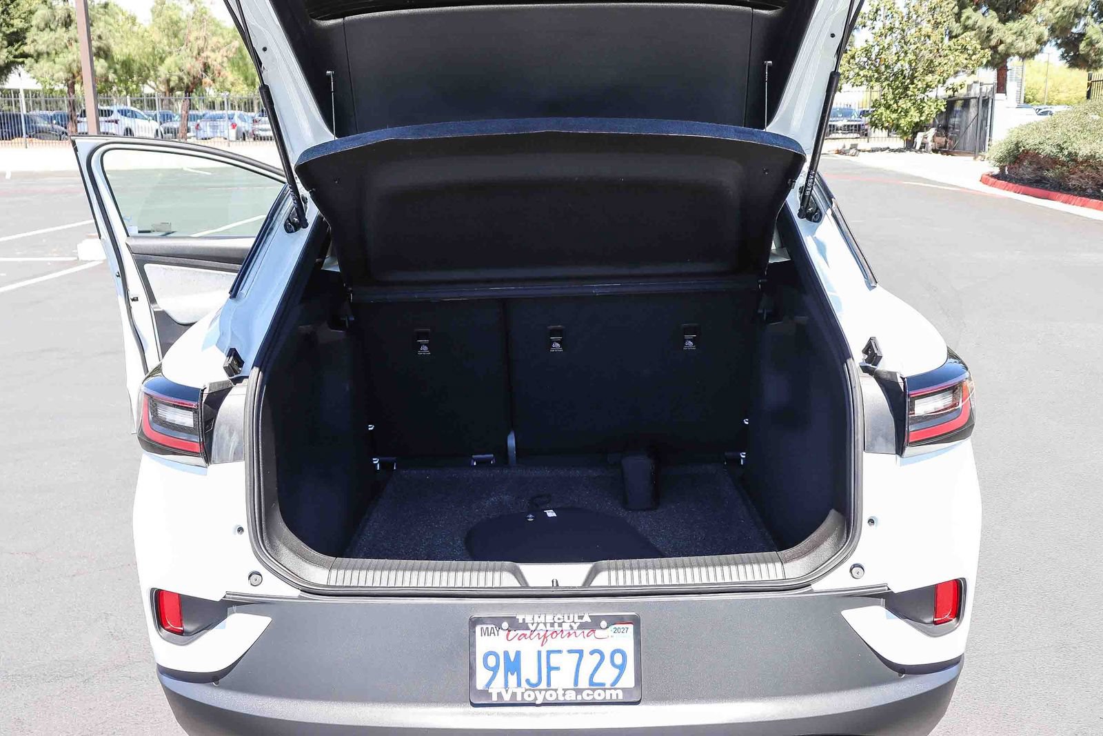 Used 2024 Volkswagen ID.4 2WD image 31