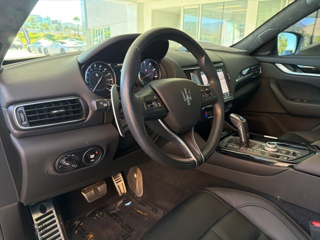 Certified 2022 Maserati Levante Modena image 12
