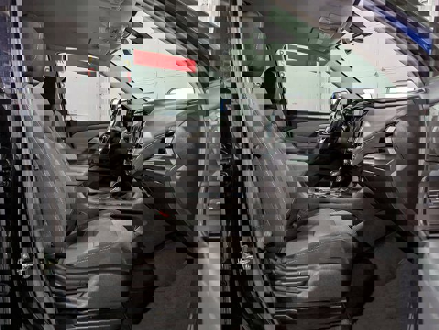 Used 2020 Chevrolet Traverse LT image 22