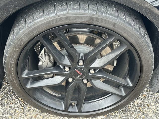 Used 2019 Chevrolet Corvette Stingray Coupe w/ 2LT Preferred Equipment Group RWD image 19