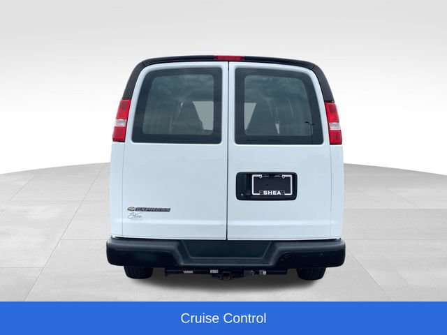 Used 2021 Chevrolet Express 2500 w/ Driver Convenience Package RWD image 5
