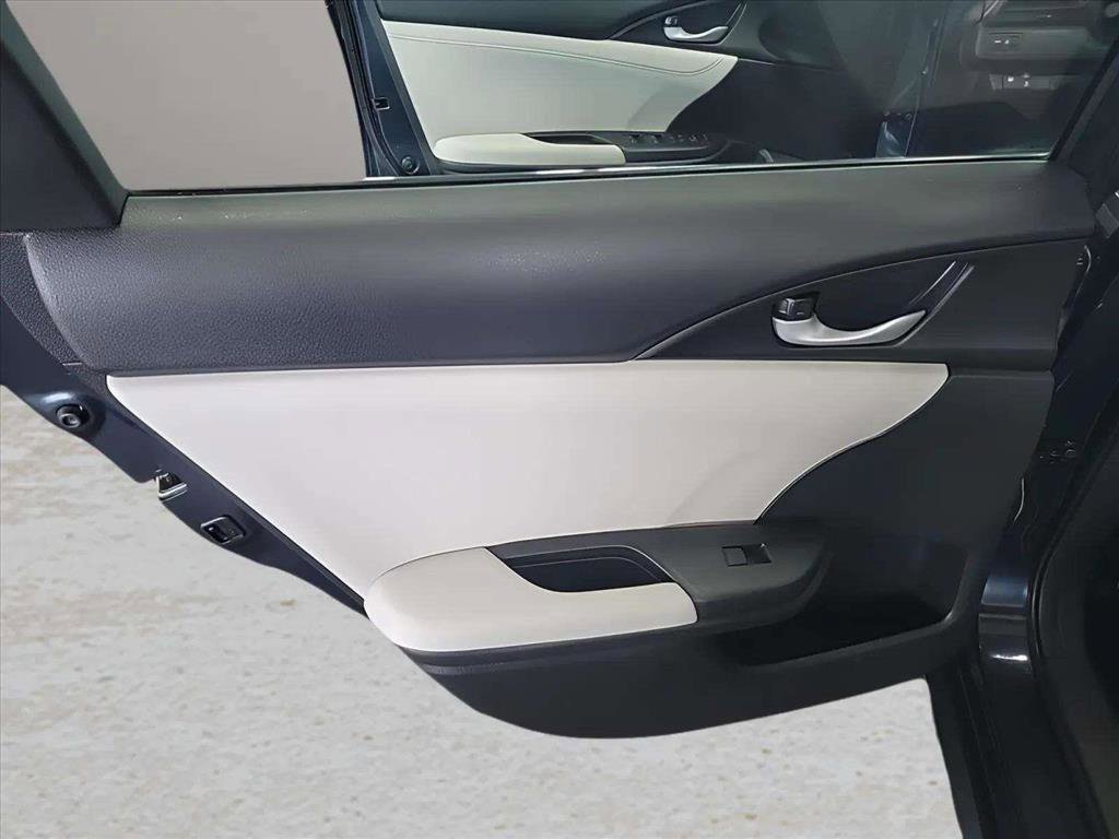 Used 2021 Honda Insight EX image 19