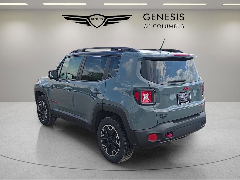 Used 2015 Jeep Renegade Trailhawk w/ Premium Leather Group image 3