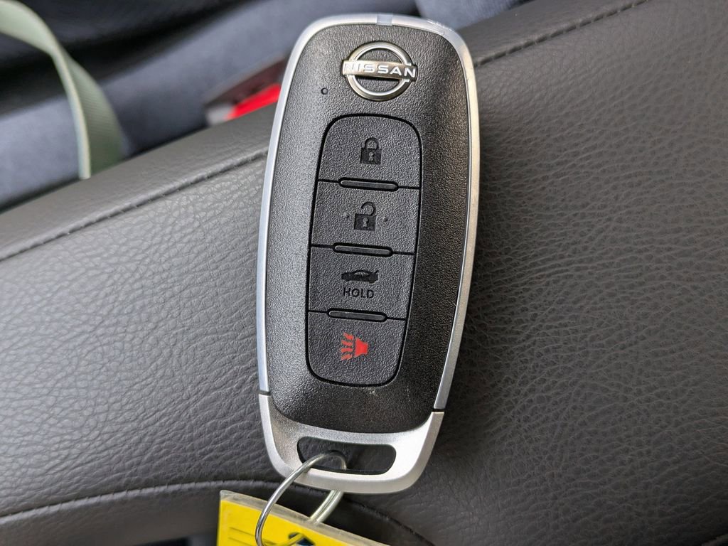 New 2025 Nissan Versa SV w/ Trunk Package image 22