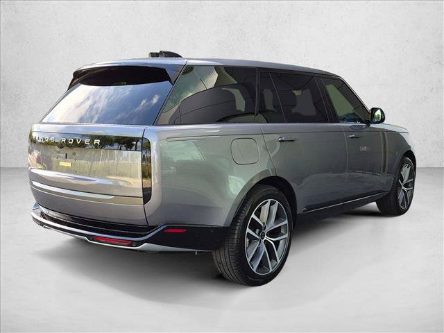 New 2027 Land Rover Range Rover Long Wheelbase SE AWD/4WD image 2