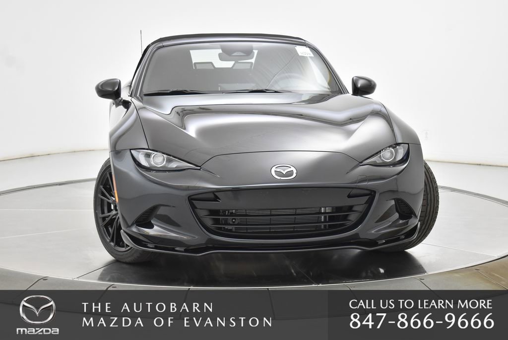 New 2026 MAZDA MX-5 Miata Club w/ Weather Package RWD image 4