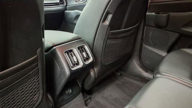 Used 2024 Kia Sorento S image 25