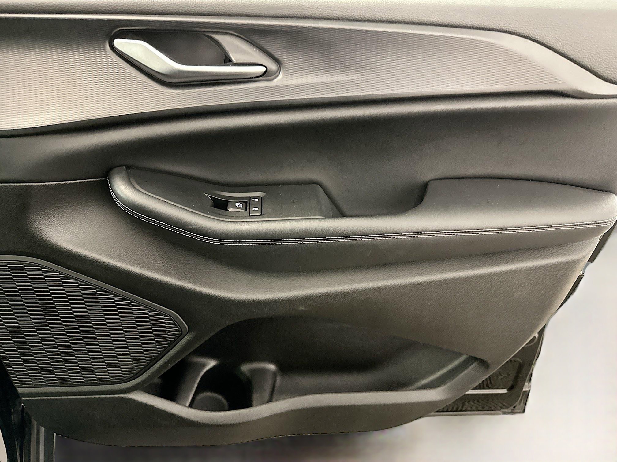 Used 2023 Jeep Grand Cherokee L Altitude image 35