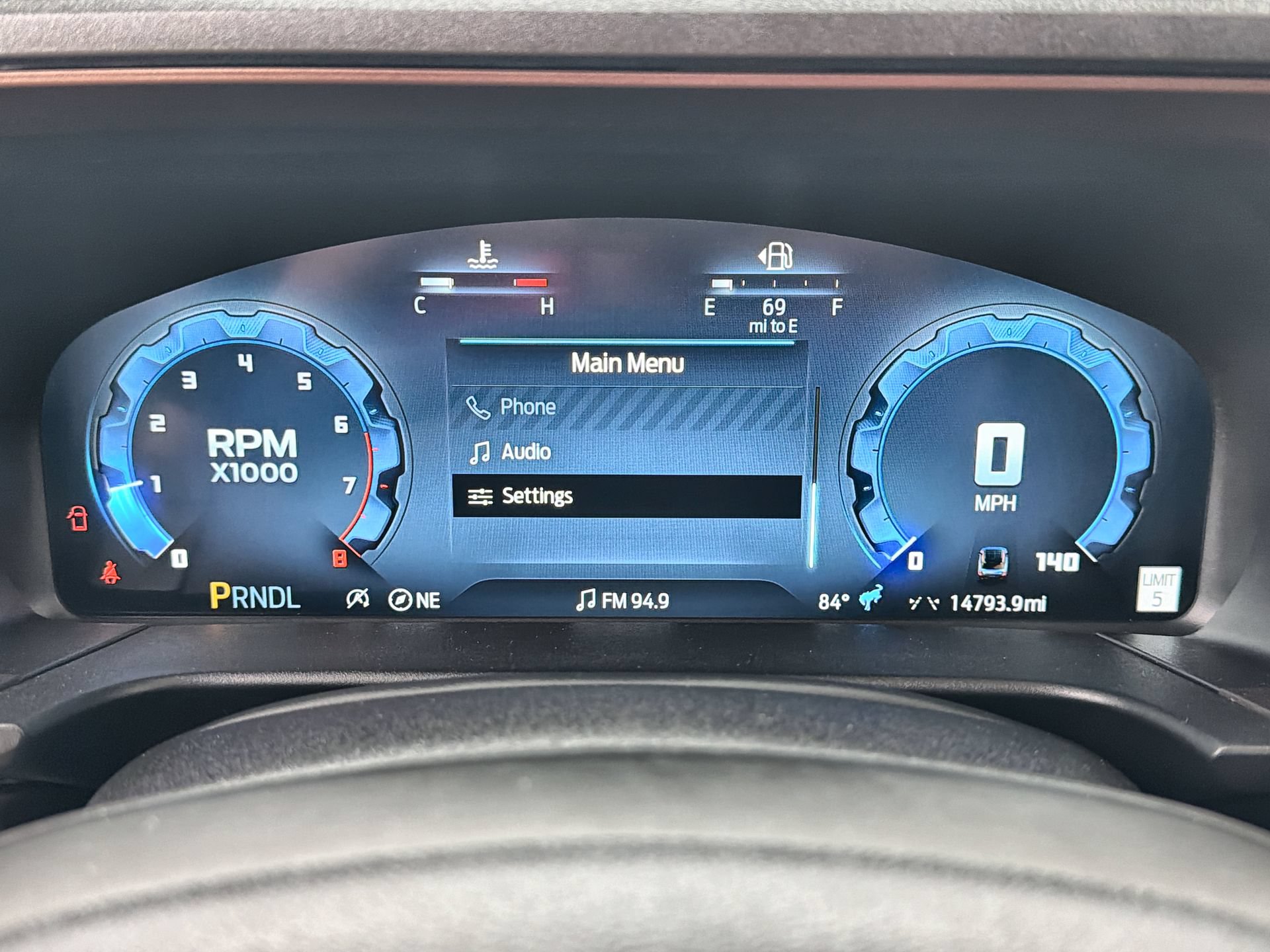 Certified 2025 Ford Bronco Sport Outer Banks w/ Outer Banks Tech Package+ AWD/4WD image 15