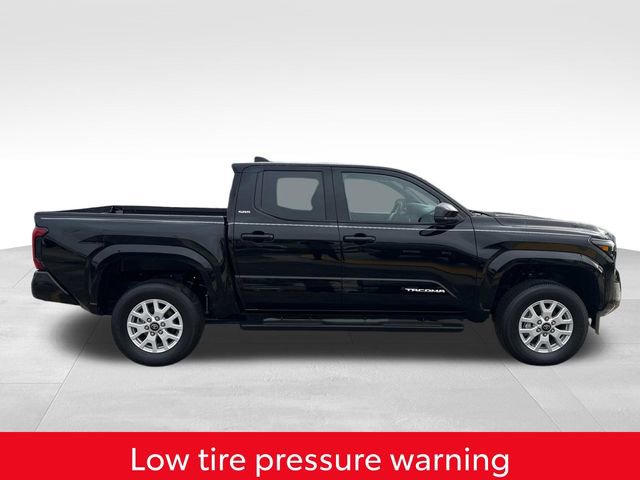 Used 2025 Toyota Tacoma SR5 w/ SR5 Upgrade Package image 13
