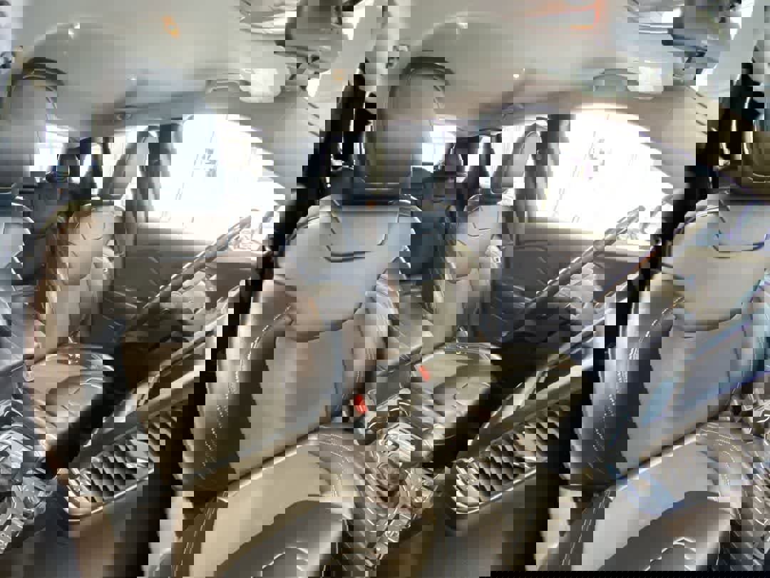 Used 2019 Jeep Cherokee Latitude Plus image 26