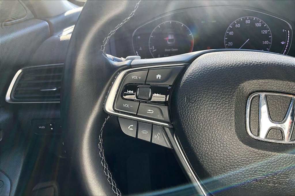 Used 2018 Honda Accord Touring image 23