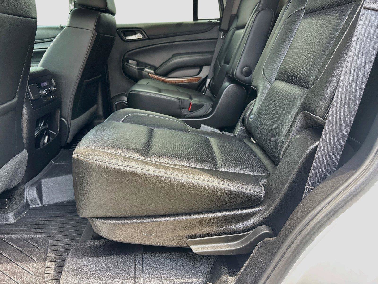 Used 2018 Chevrolet Tahoe Premier AWD/4WD image 25