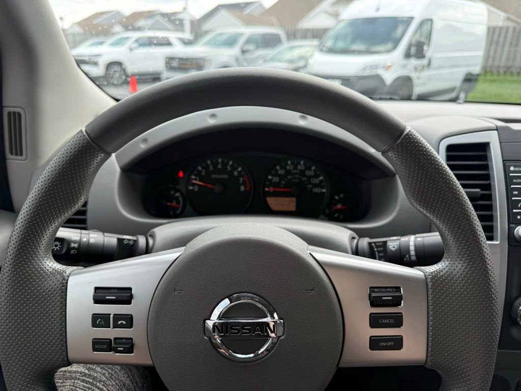 Used 2020 Nissan Frontier SV RWD image 21