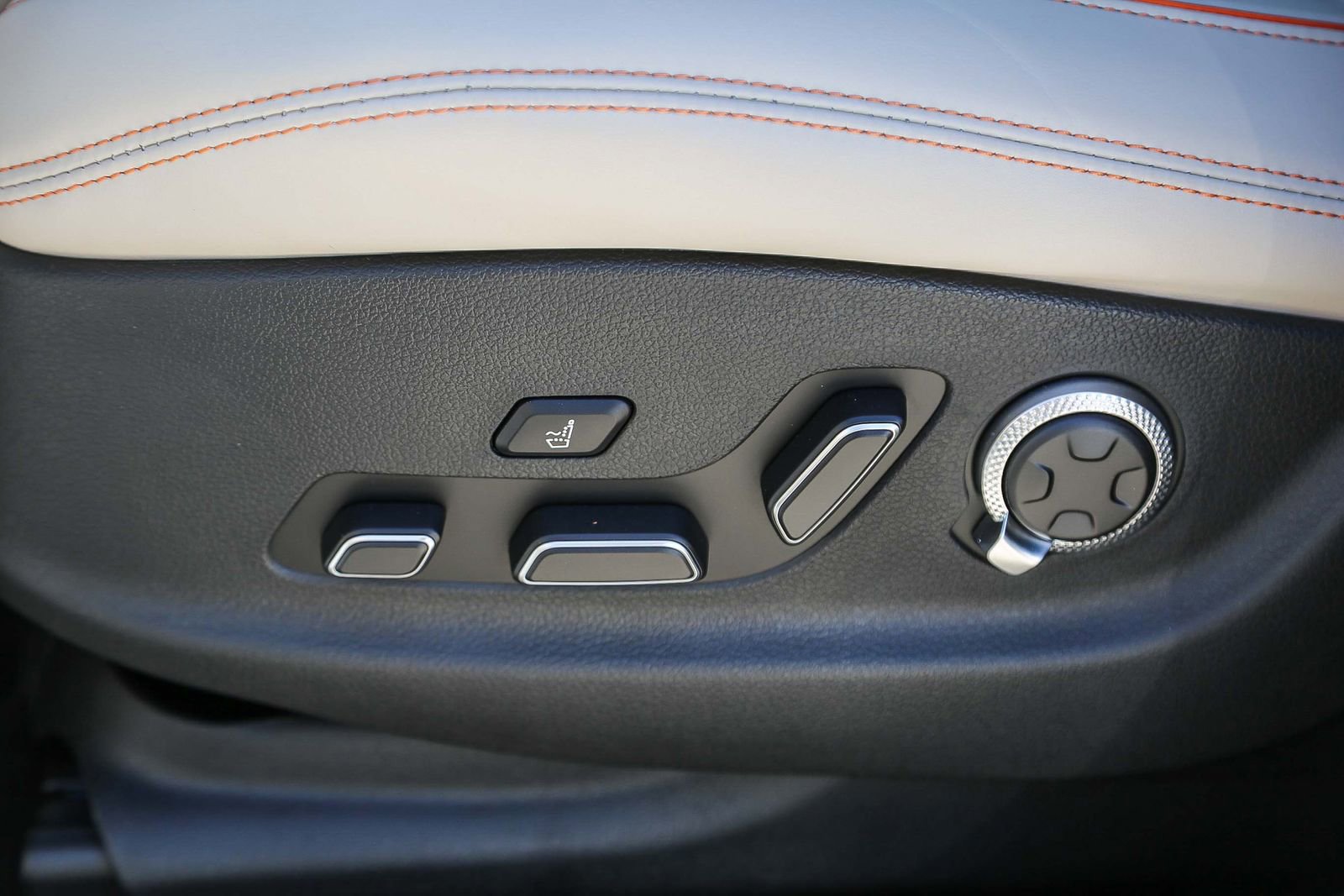 New 2026 Genesis GV70 3.5T Sport Prestige image 25