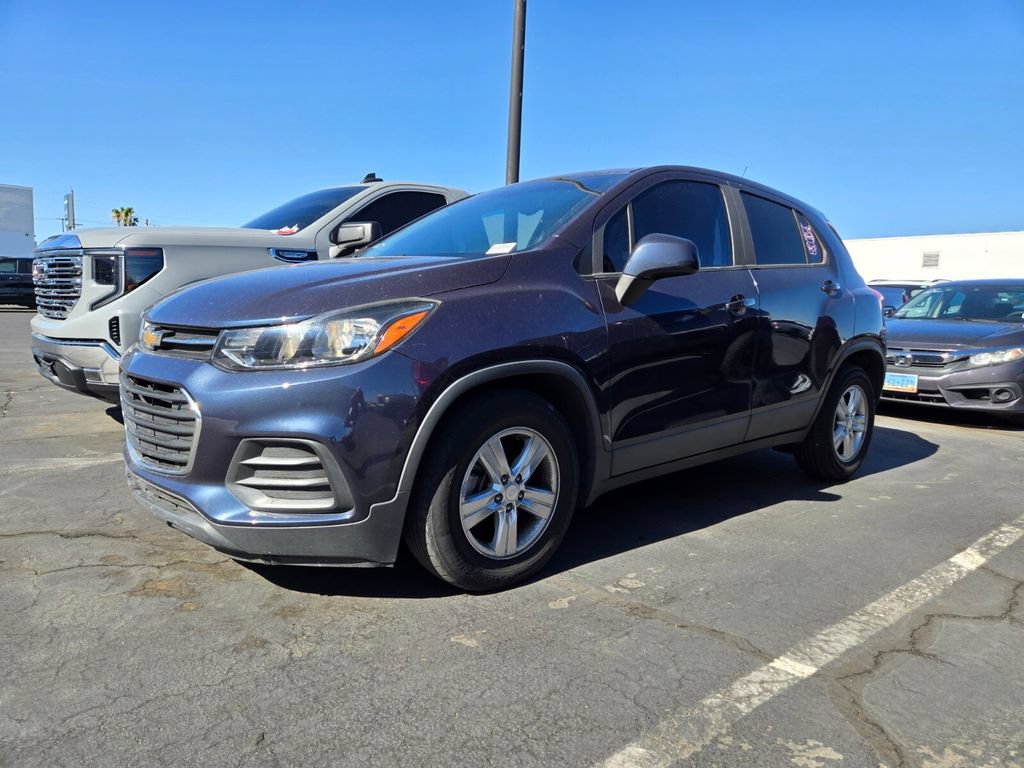 Used 2019 Chevrolet Trax LS w/ Tint and Cruise Package FWD image 1