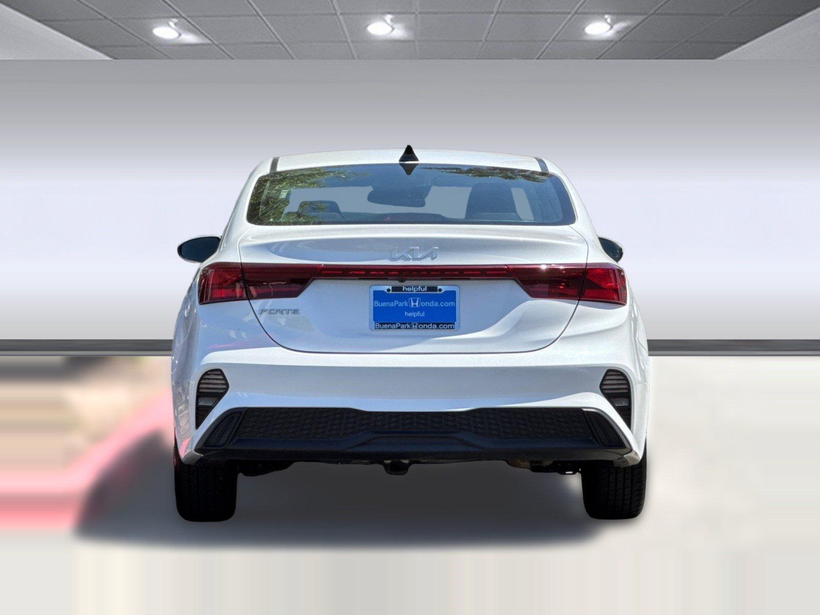Used 2024 Kia Forte LXS FWD image 9