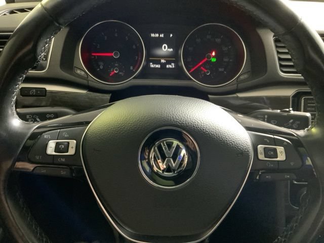 Used 2018 Volkswagen Passat 2.0T SE FWD image 22