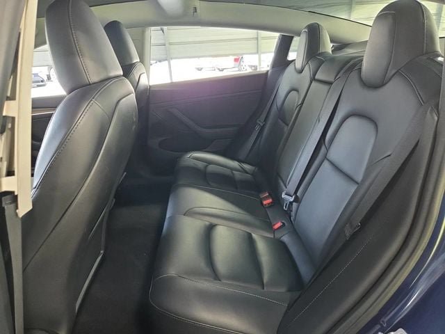 Used 2023 Tesla Model 3 Standard Range RWD image 6