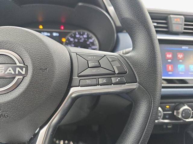 Used 2025 Nissan Versa SV w/ Trunk Package FWD image 18