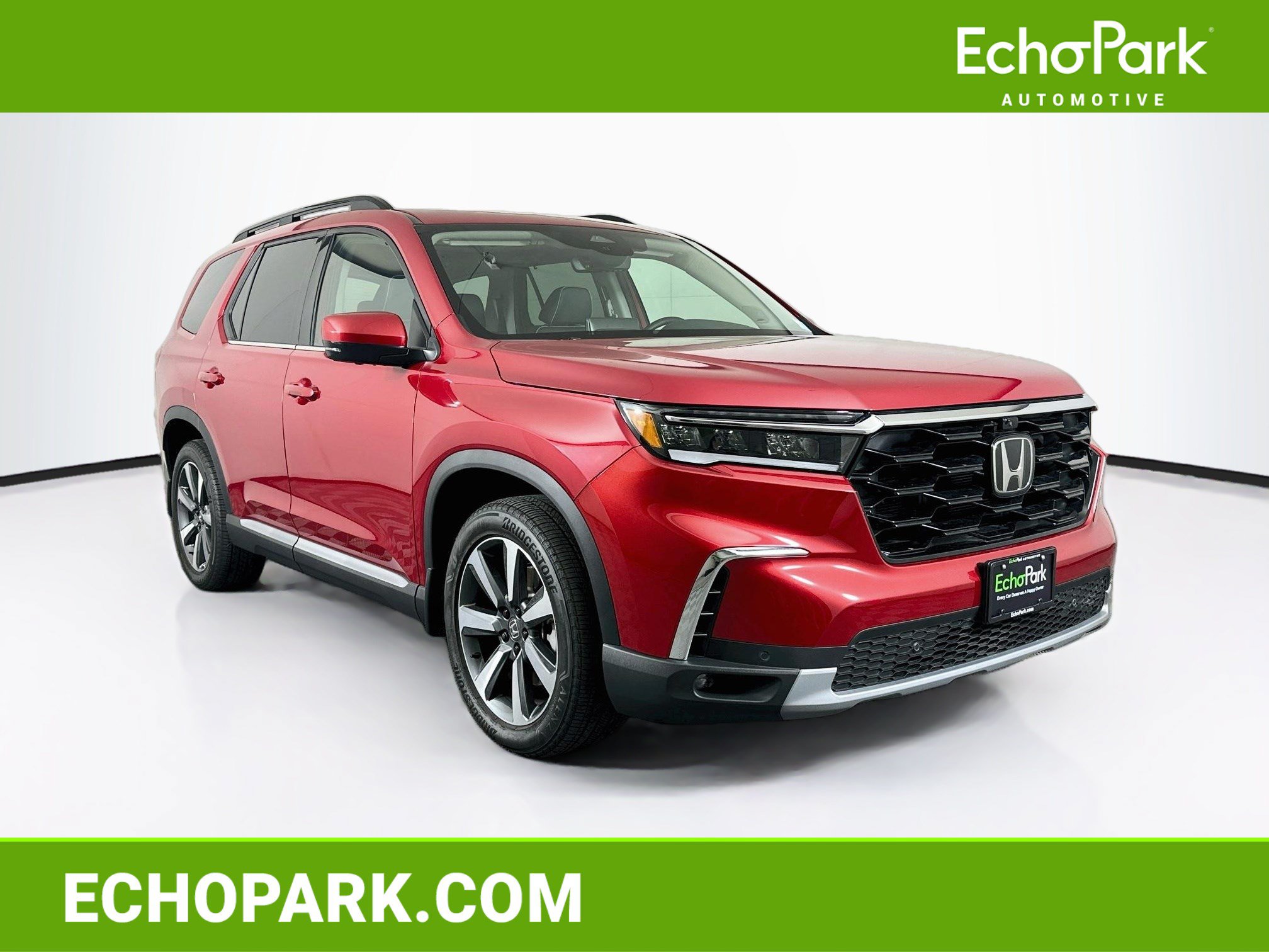 Used 2025 Honda Pilot Elite