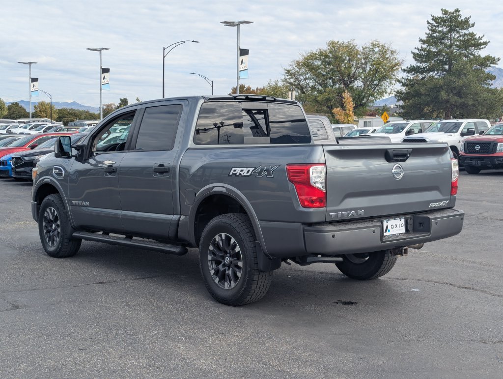 Used 2017 Nissan Titan PRO-4X AWD/4WD image 8