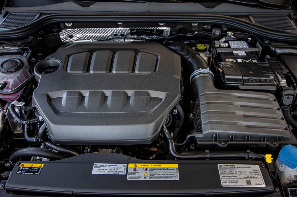 New 2026 Volkswagen GTI SE FWD image 11