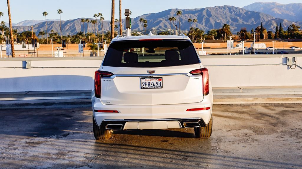 Used 2023 Cadillac XT6 Premium Luxury image 8