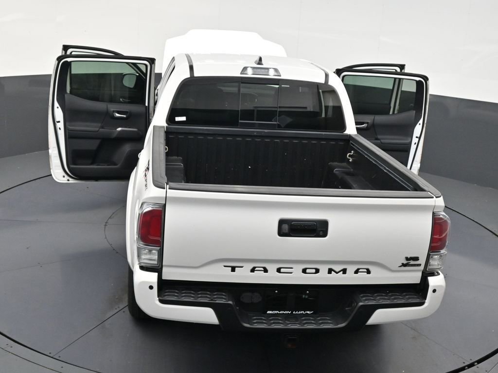 Used 2020 Toyota Tacoma TRD Sport w/ Technology Package RWD image 33