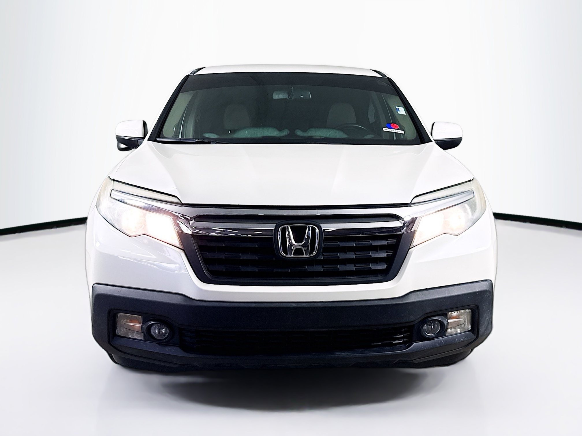 Used 2017 Honda Ridgeline RTL-T image 3